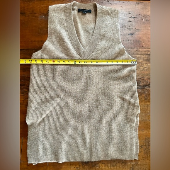 EUC Scull Cashmere 100% Cashmere Oversized sweater vest, size S - Picture 8 of 9